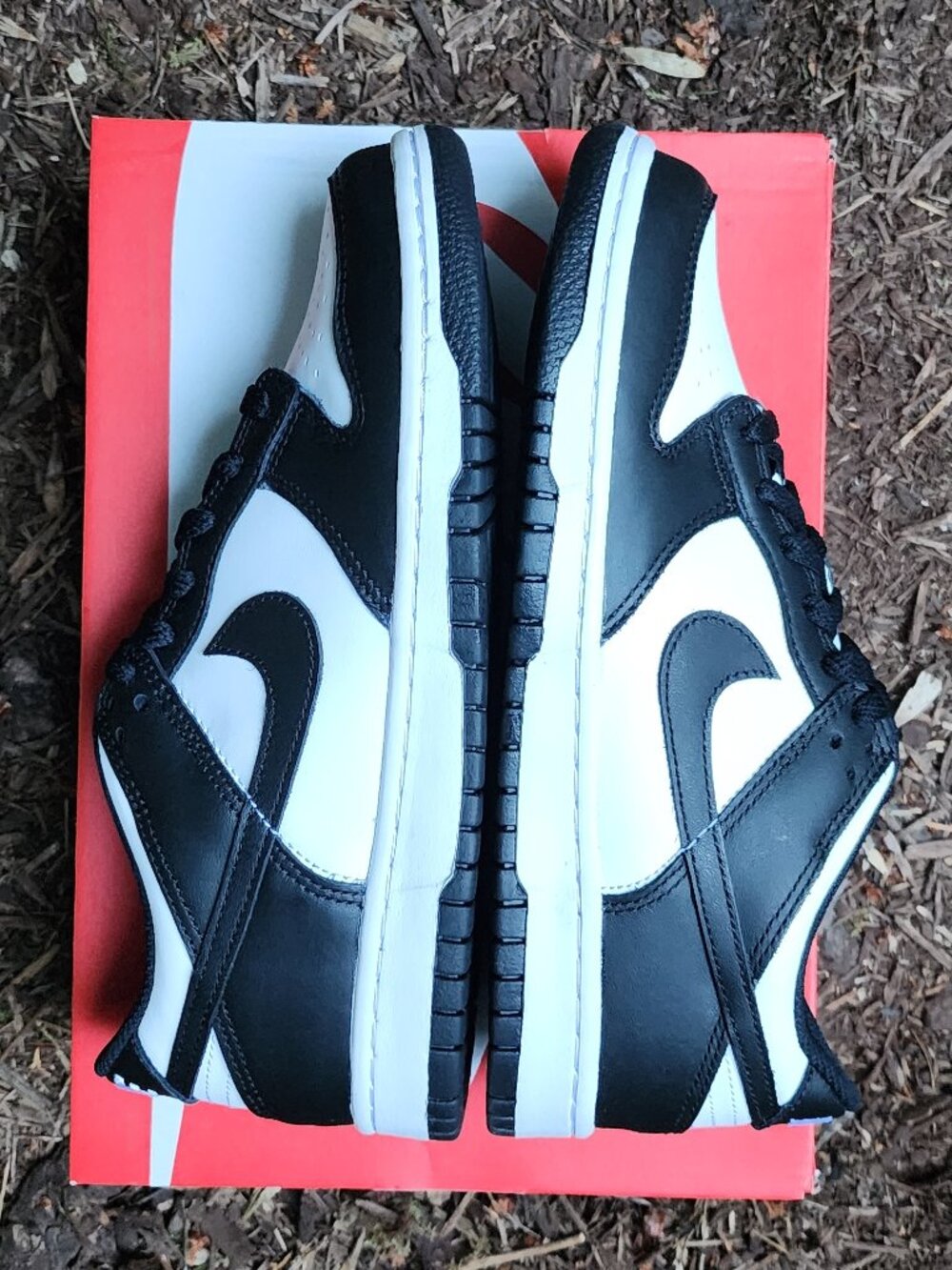 NIB NEW Nike Dunk Low Black White 6 Youth 7.5 Womens NWB NWT Panda